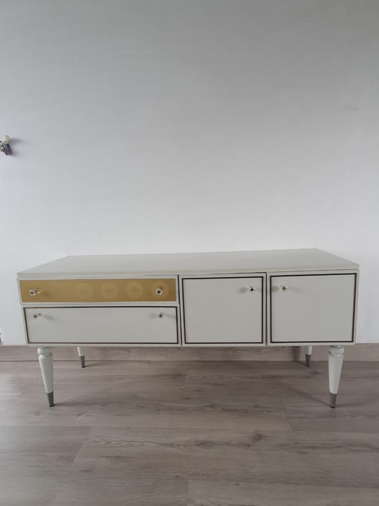 Mooi vintage commode kastje tv kastje, Huis en Inrichting, Ophalen