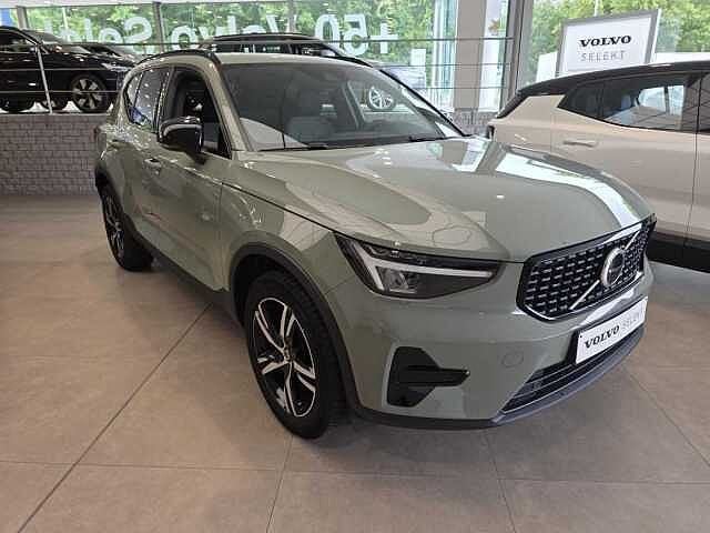 Volvo XC40 T2 AUT Plus Dark, Auto's, Bedrijf, 5 zetels, Grijs, 127 pk