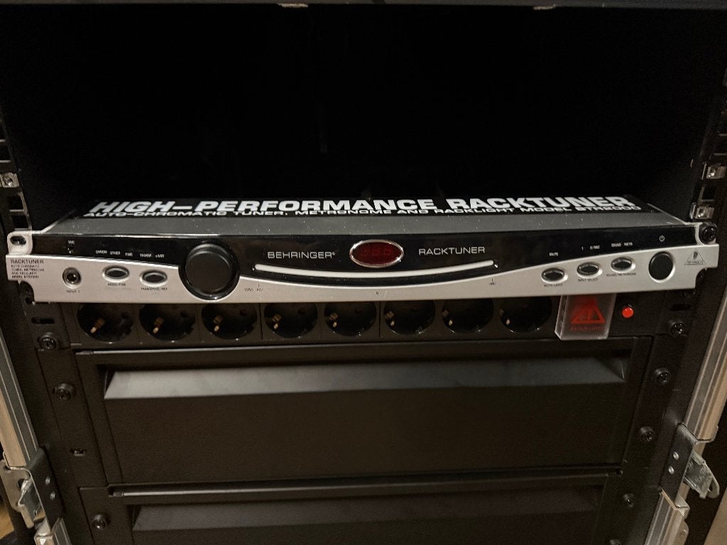 gitaartuner voor inbouw 19", Muziek en Instrumenten, Ophalen of Verzenden