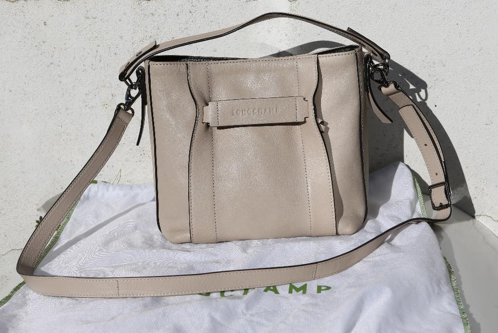 Mooie Longchamp 3D-tas, Handtassen en Accessoires, Tassen | Damestassen, Zo goed als nieuw, Beige, Ophalen of Verzenden