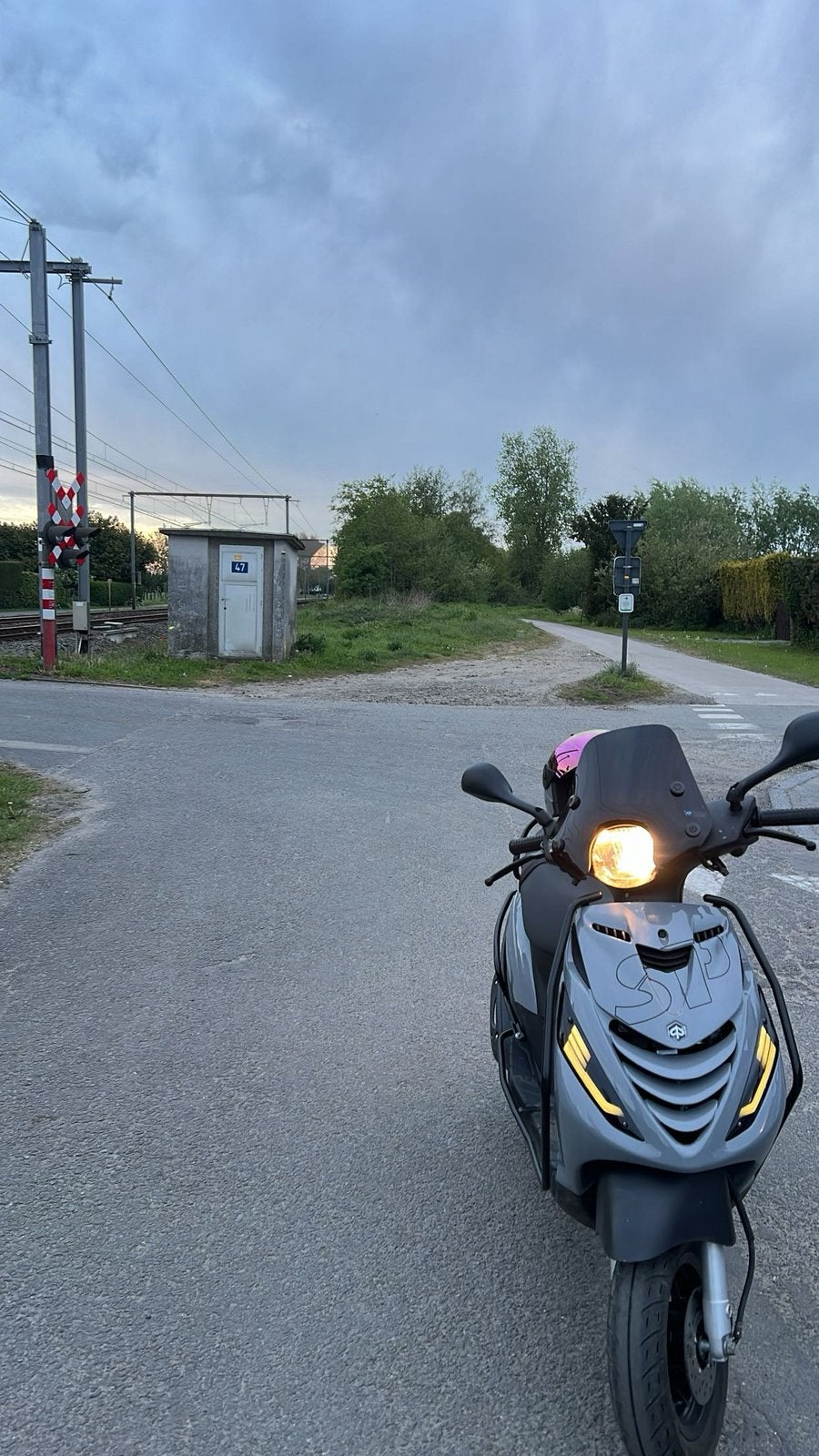 Piaggio zip iget 2024 met garantie, Ophalen, Zo goed als nieuw, Zip