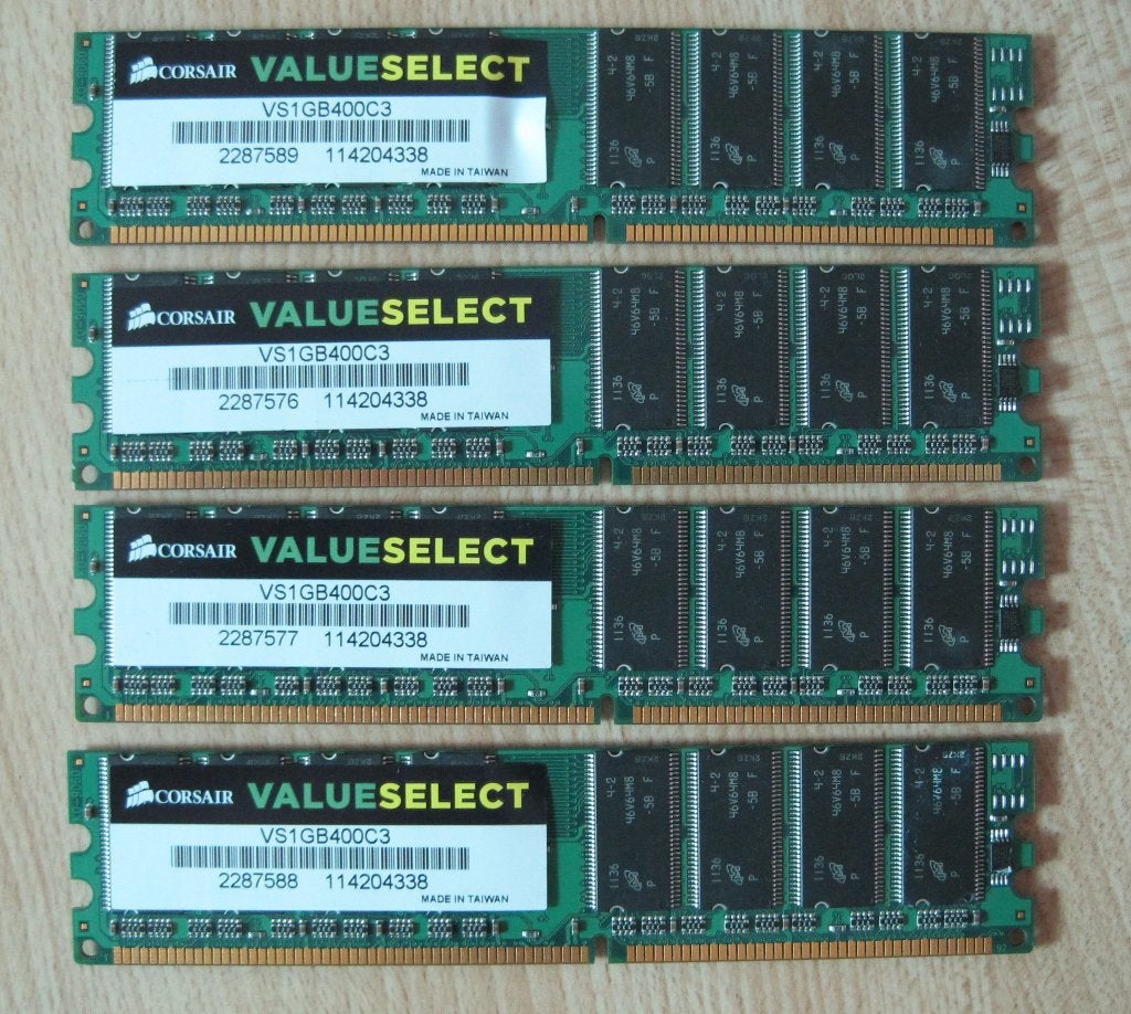 4 stuks CORSAIR Valueselect DDR1  1Gb, Informatique & Logiciels, Enlèvement ou Envoi, DDR, 1 GB ou moins, Utilisé