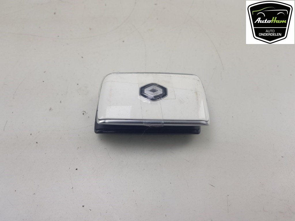 CLE Renault Clio V (RJAB) (01-2019/-) (|285979827R|), Renault, Utilisé, Peter-Huppertz-Straße 5
51063  Köln, DE, Dialog.deutschland@renault.de