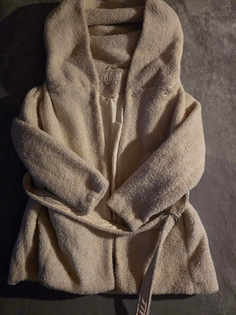 Manteau en peluche Viva Couture beige crème taille 40, Vêtements | Femmes, Vestes | Hiver, Enlèvement, Taille 38/40 (M), Beige