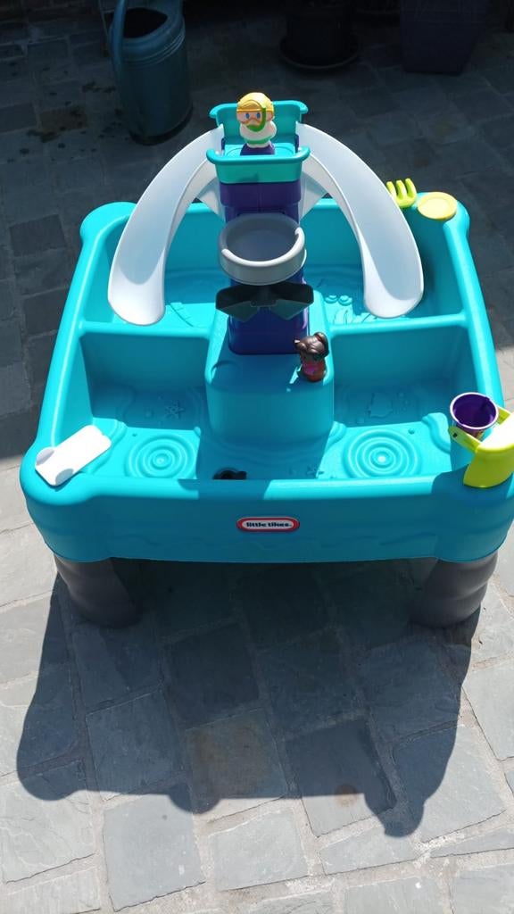 Zand-watertafel kleuter little tikes, Kinderen en Baby's, Ophalen, Zo goed als nieuw