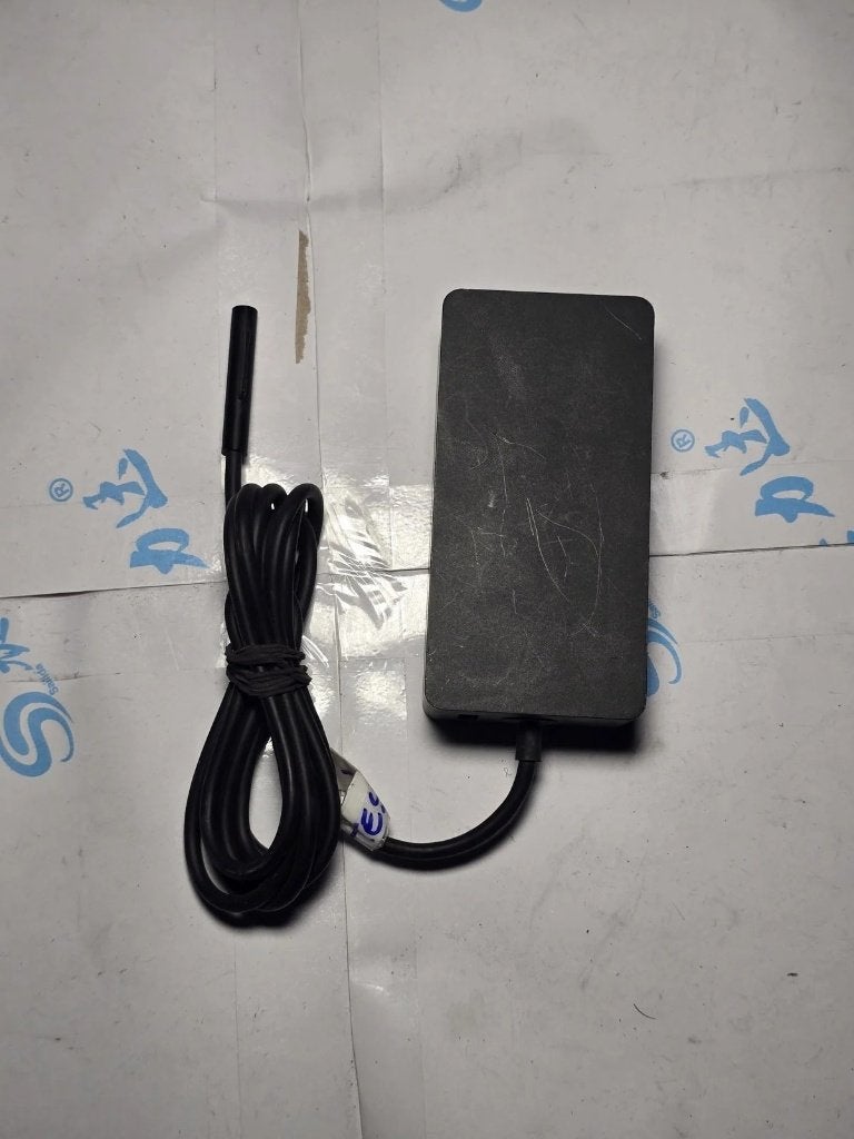 Microsoft 102W laptop oplader Model 1798 Surface Connector, Computers en Software, Verzenden, Zo goed als nieuw, Microsoft