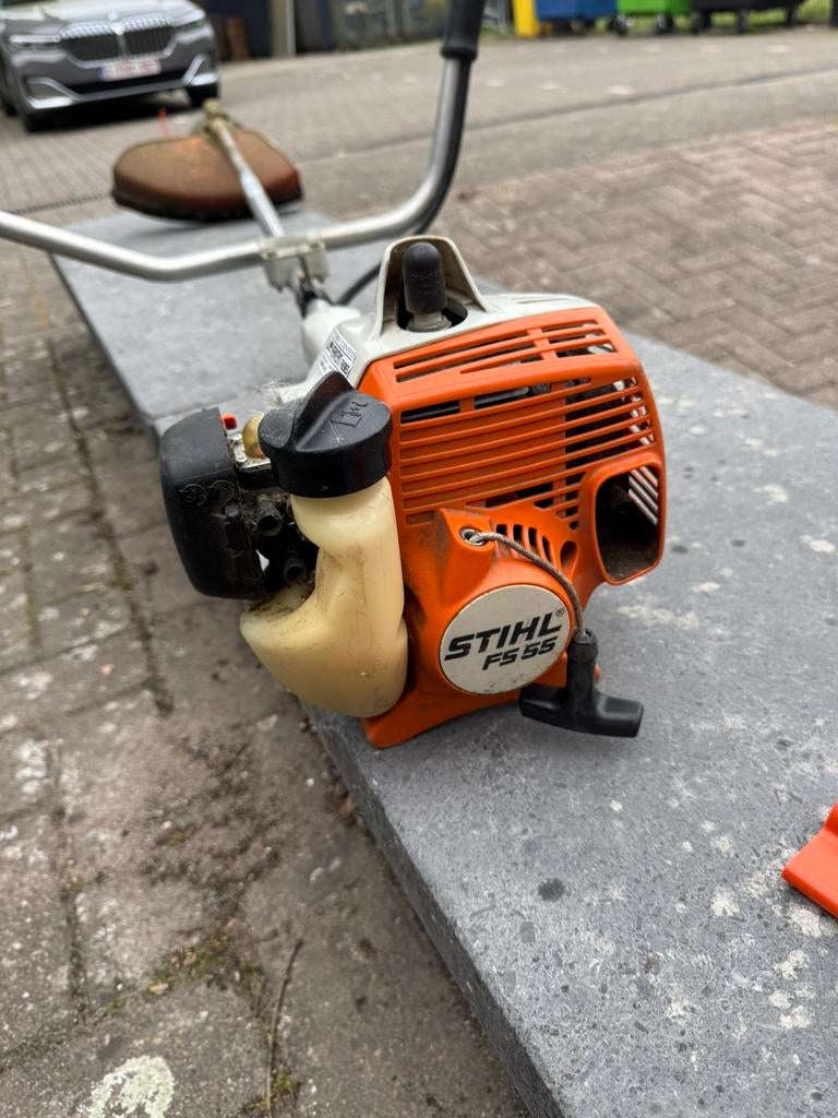 Débroussailleuse Stihl FS 55, Jardin & Terrasse, Débroussailleuses, Utilisé, Essence, Enlèvement