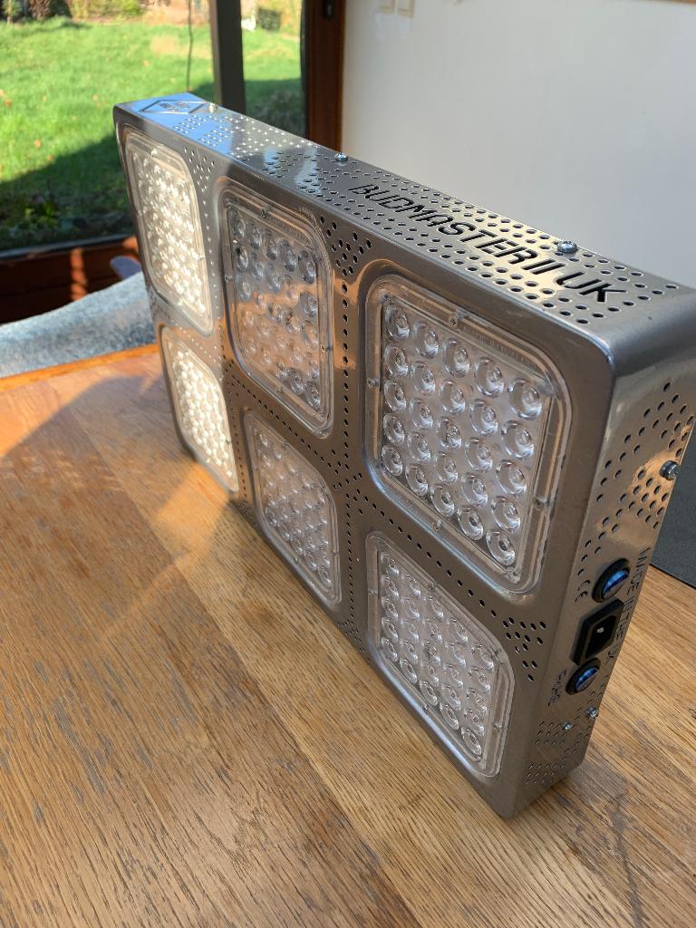 Budmaster GOD 6 LED kweeklamp, Ophalen of Verzenden, Gebruikt, Kweeklamp