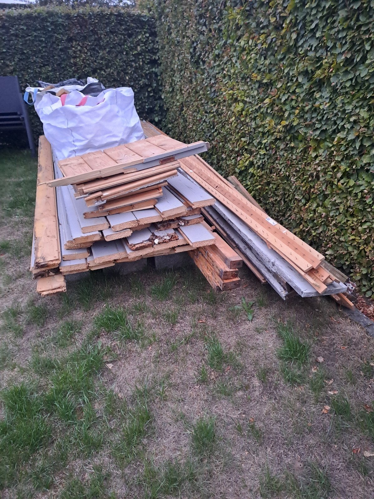 Hout - afbraak tuinhuis, Ophalen