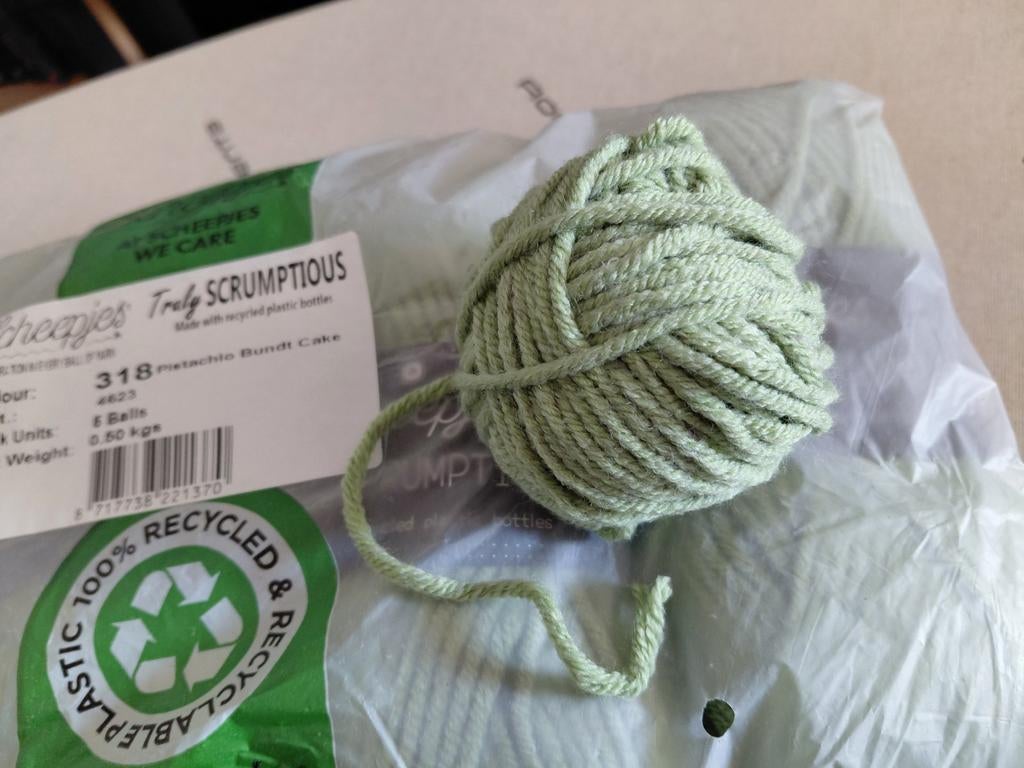 5x Scheepjes Truly Scrumptious 318 pistachio, Ophalen