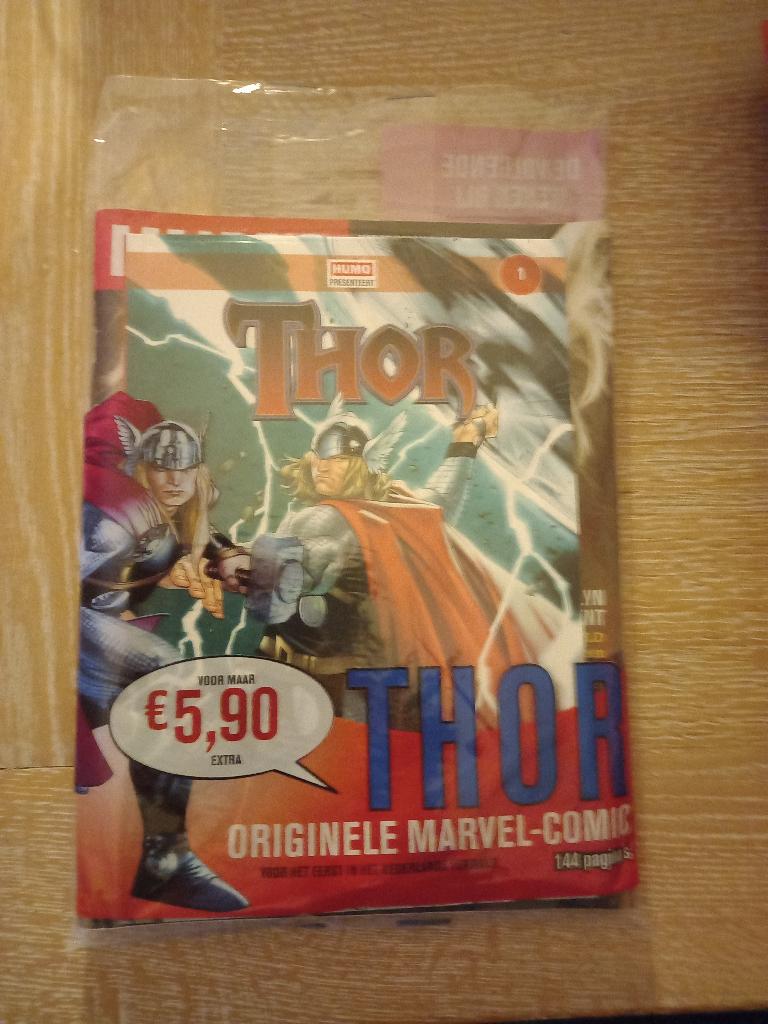 Humo Presenteert (Humo + Strips Marvel)/Karton Marvel Comics, Ophalen of Verzenden, Nieuw
