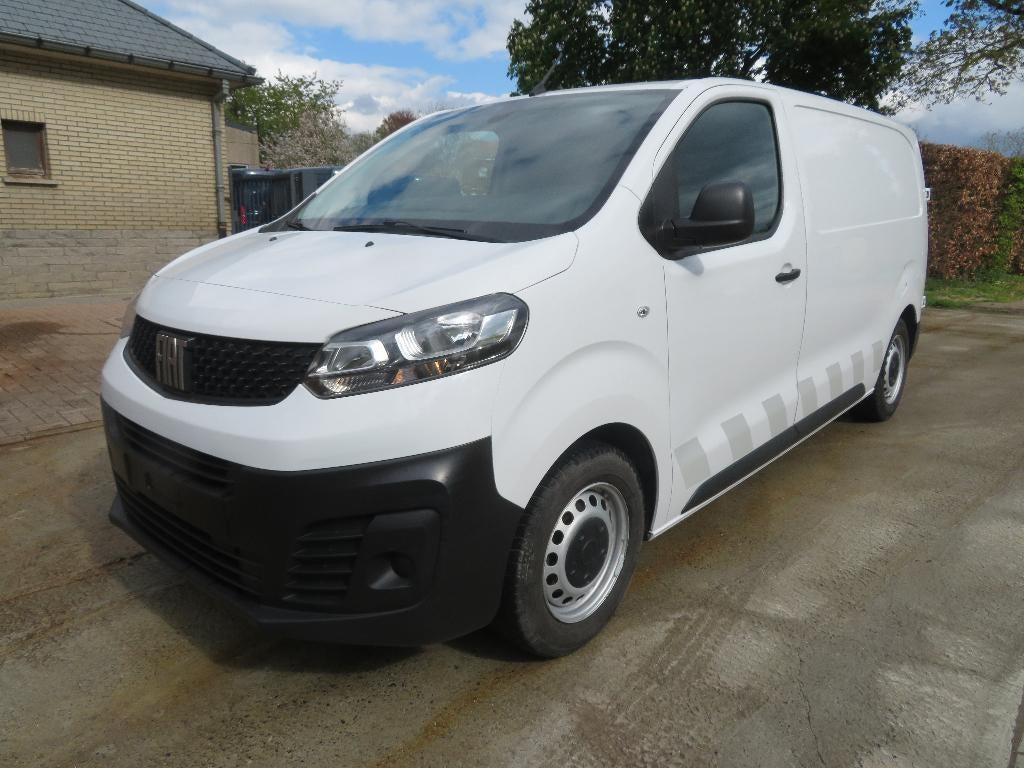 Fiat Scudo 1.5 - L2 - 102.591km - 12/2022 - €6d, Auto's, Voorwielaandrijving, Stof, 170 g/km, 4 cilinders