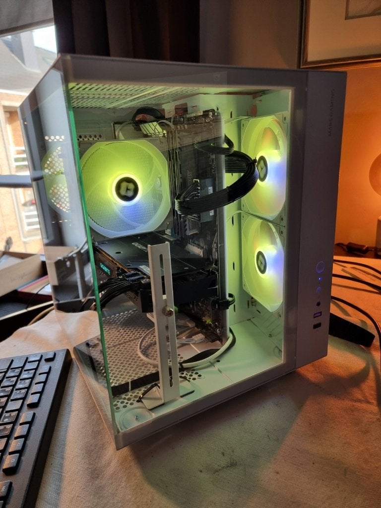 Puissante tour de jeu, Informatique & Logiciels, Enlèvement ou Envoi, ASUS, Comme neuf, 4 Ghz ou plus