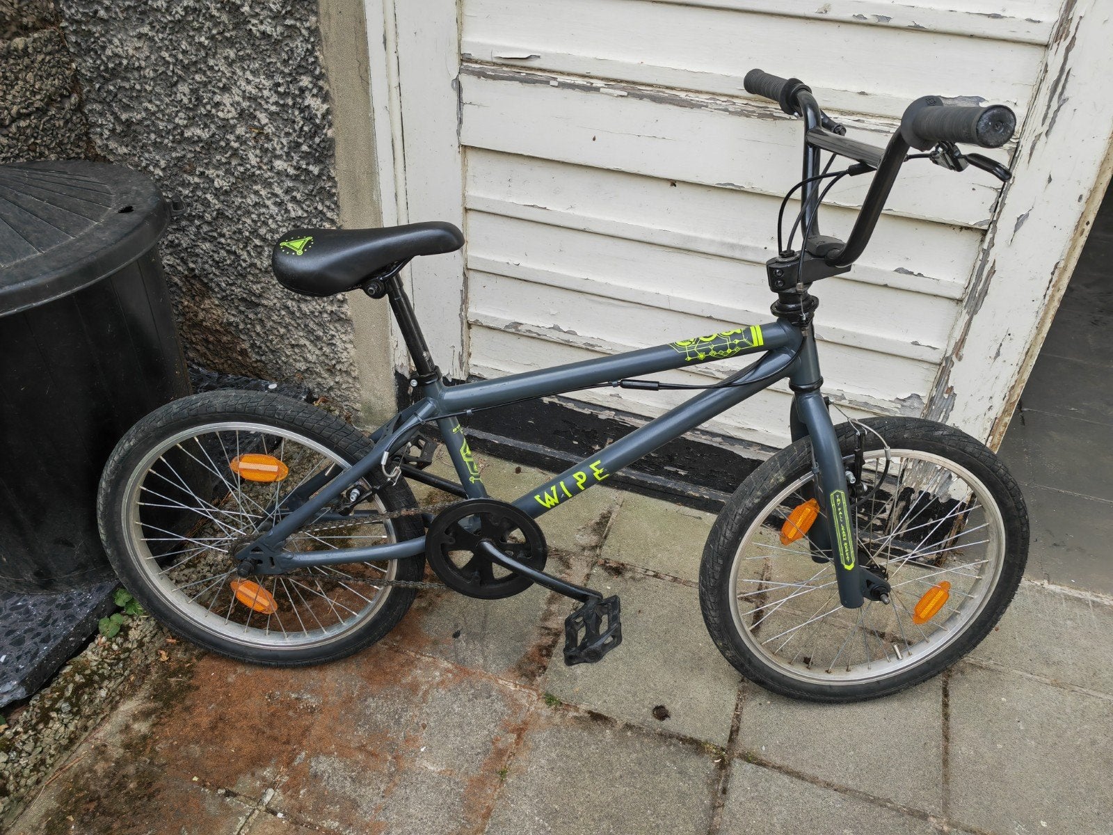 BMX Wipe 300 (Décathlon), Vélos & Vélomoteurs, Vélos | BMX & Freestyle, Enlèvement, Utilisé, Frein sur jante, V-brakes