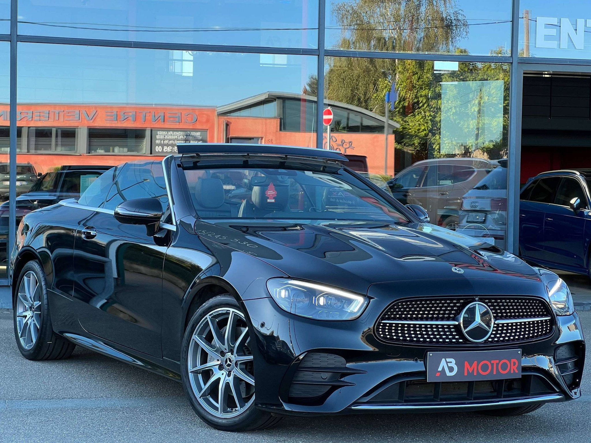 Mercedes-Benz E-Klasse 200 Cabriolet Pack AMG BURMESTER MULT, Automaat, Cabriolet, Zwart, Mercedes-Benz