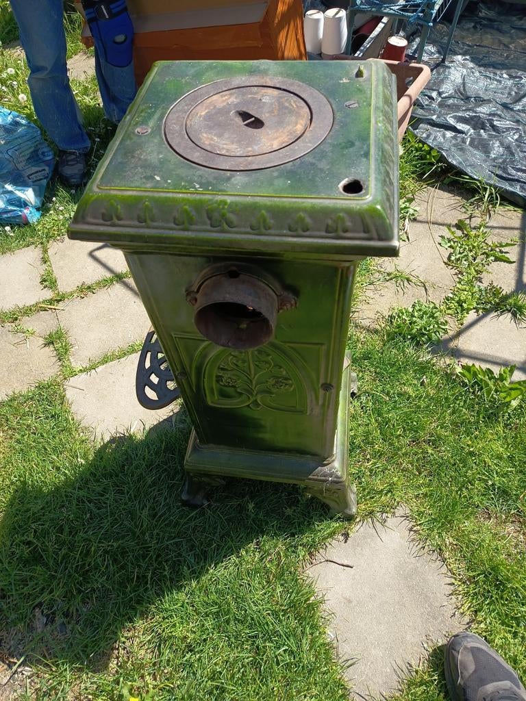 poêle ancien en fonte émaillée Nestor Martin, Enlèvement, Utilisé, Cheminée sur pied, Cheminée au bois
