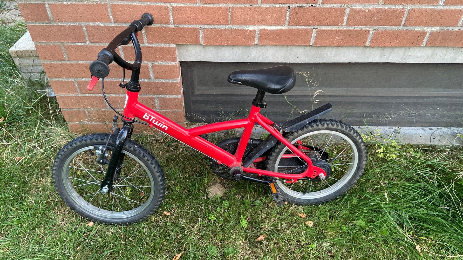 Btwin 16 inch kinderfiets, Fietsen en Brommers, Fietsen | Kinderfietsjes, Ophalen, Gebruikt, Velgrem, 16 tot 20 inch