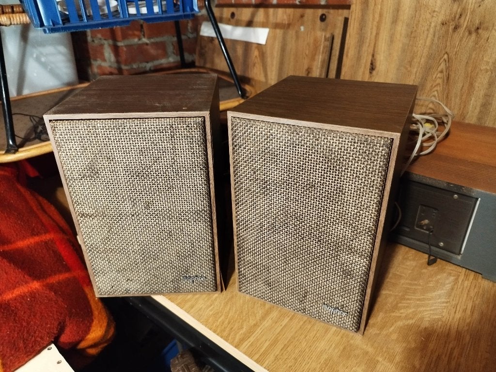 Paar vintage Isophon luidsprekers van hout en geweven stof, Audio, Tv en Foto, Ophalen, Gebruikt, Boekenplank luidspreker