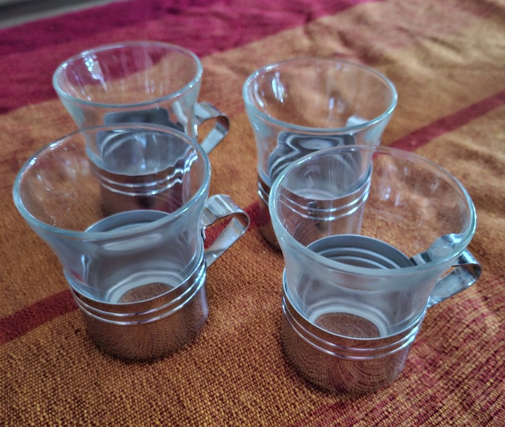 Vintage ‘Ménage Baesfis Nox’ theeglazen met metalen houders, Ophalen of Verzenden