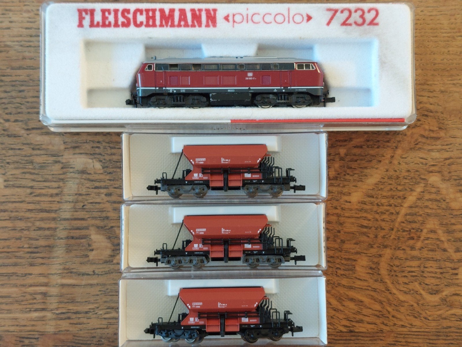 Fleischmann DB dieselloc et 3 autodéchargeurs 8525, Enlèvement ou Envoi, Fleischmann