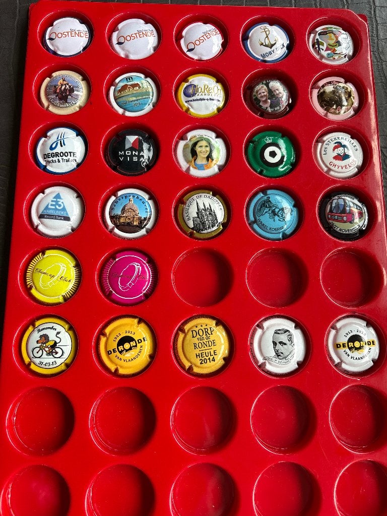 Belgische champagne capsules 27 stuks, Ophalen of Verzenden