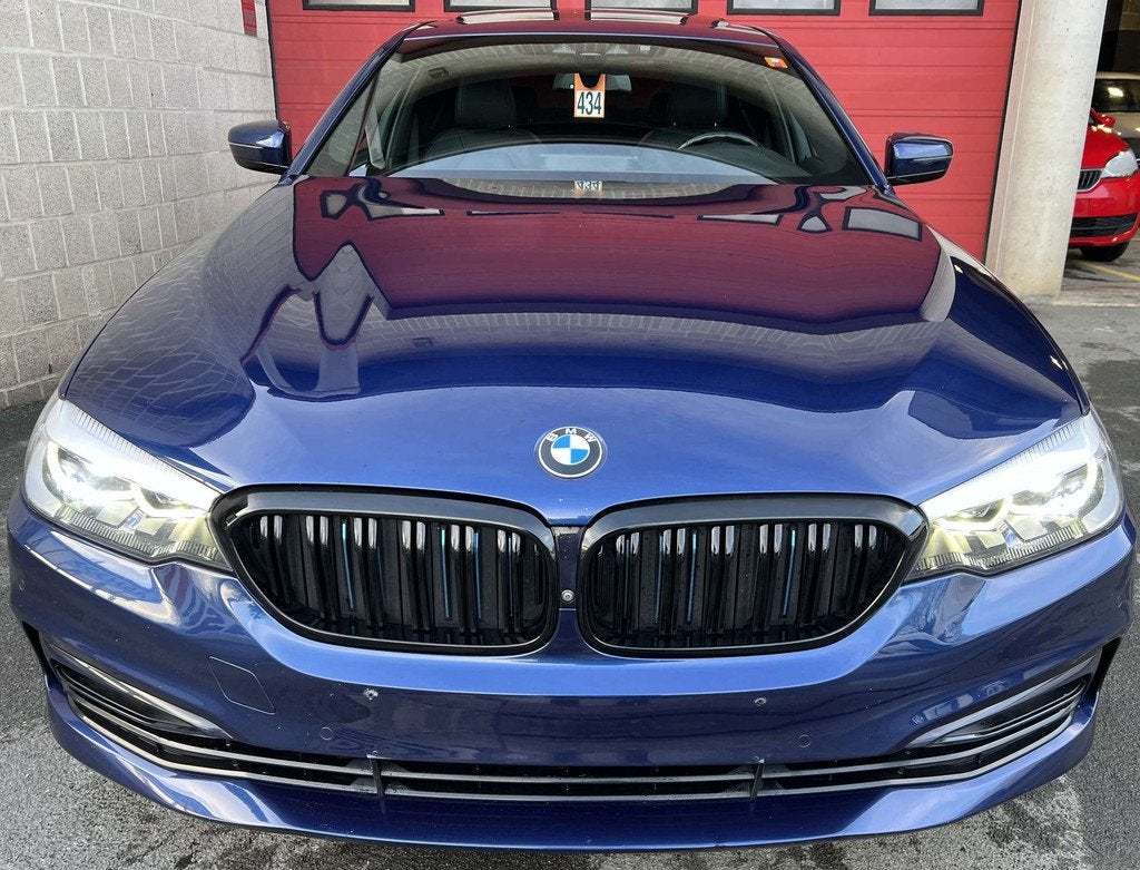 BMW 5 Serie 530 eA PHEV Perform.Business Edit. + FULL OPTION, Auto's, Automaat, Gebruikt, 4 cilinders, 2420 kg