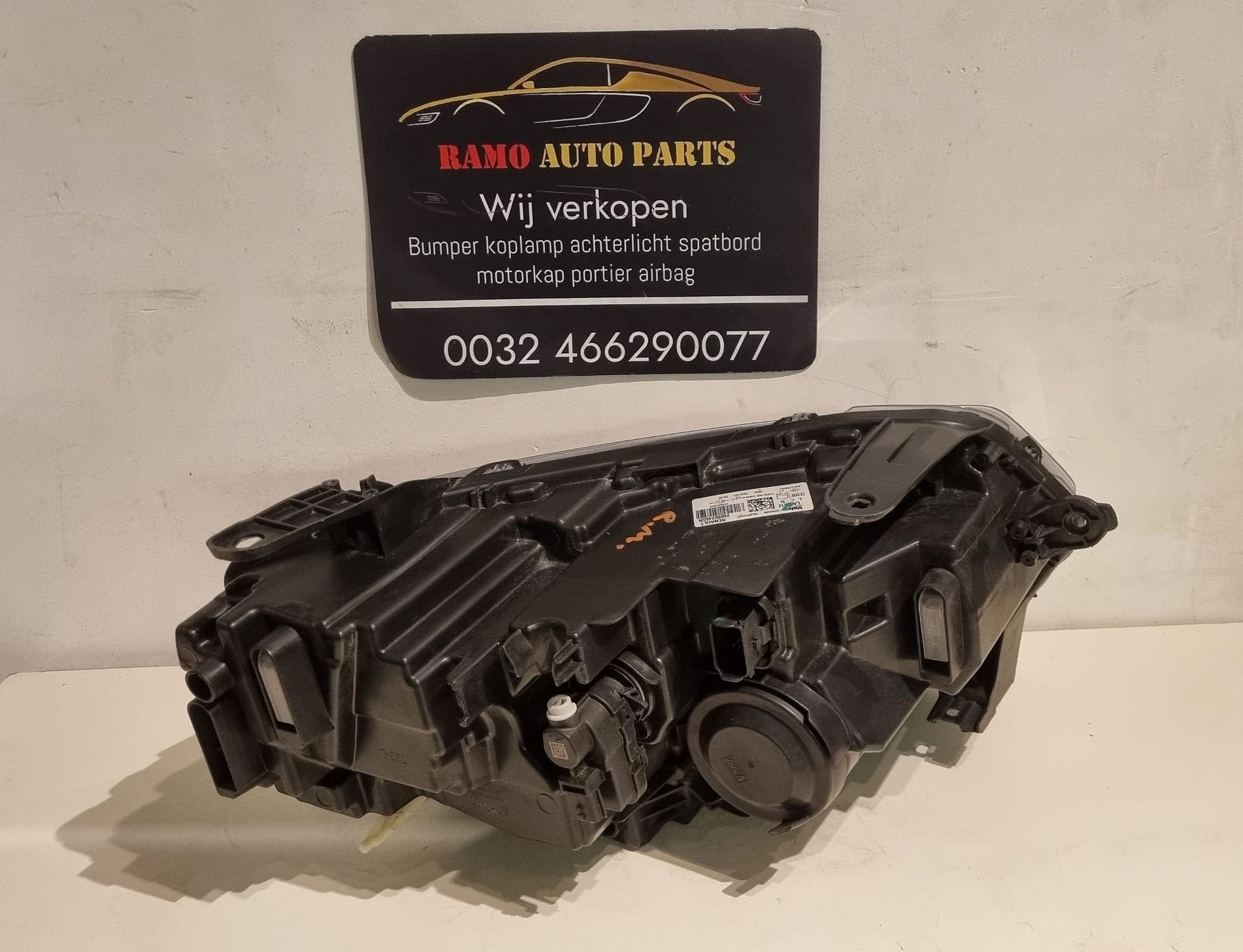 DACIA DUSTER 260602465R LED PHARE AVANT GAUCHE, Autos : Pièces & Accessoires, Éclairage, Dacia, -, 3 mois de garantie, Utilisé