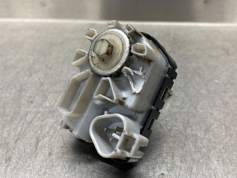 PHARE MOTEUR Toyota RAV4 (A4) (01-2012/09-2019), Utilisé, Toyota