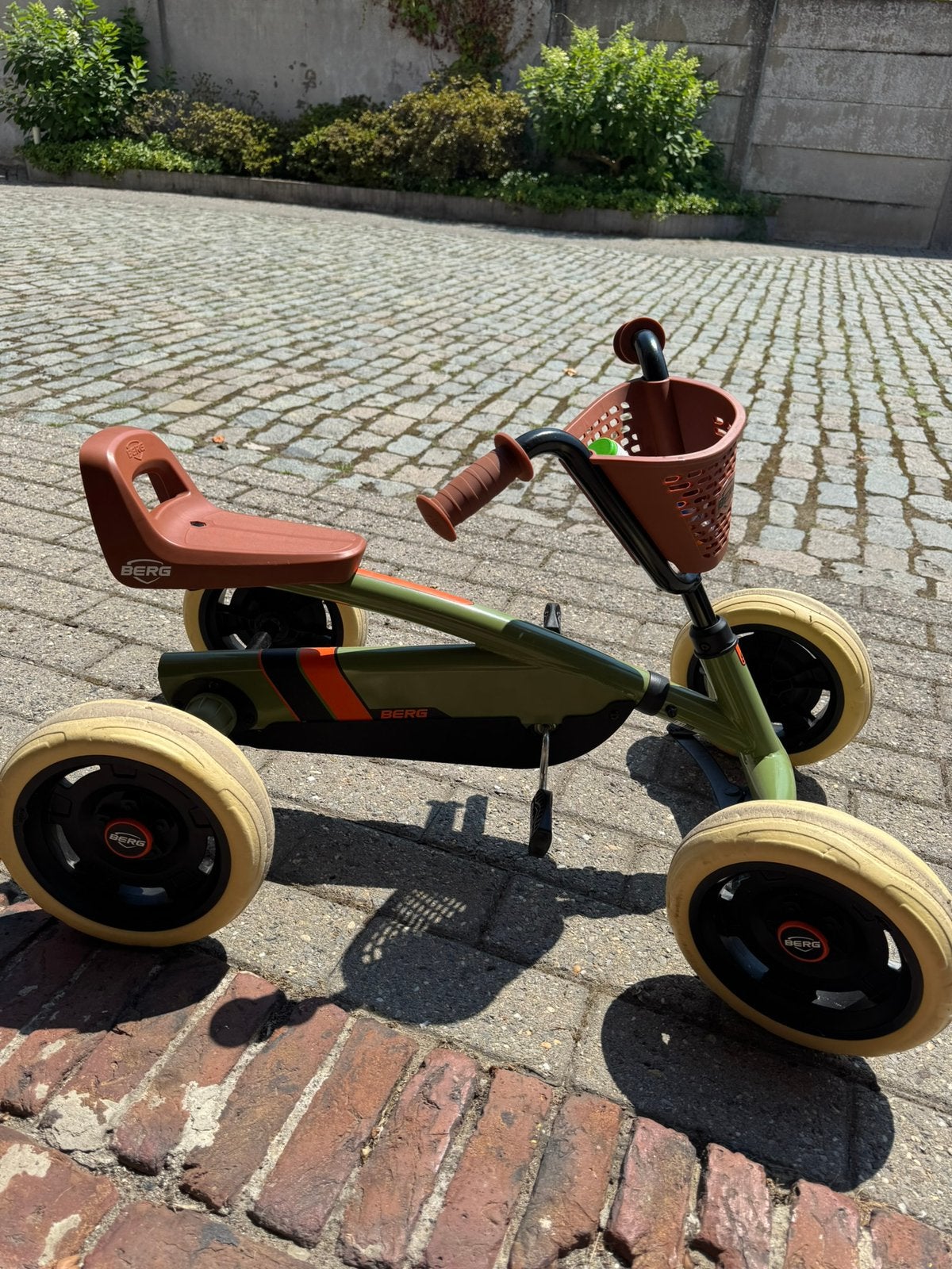 BERG buzzy, Ophalen, Zo goed als nieuw, Berg
