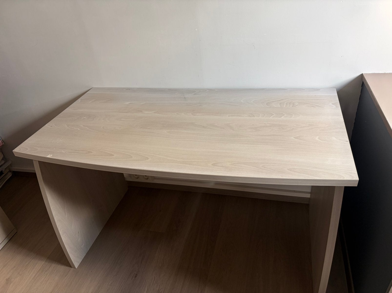 Bureau, Ophalen, Gebruikt, 69 cm, 129 cm