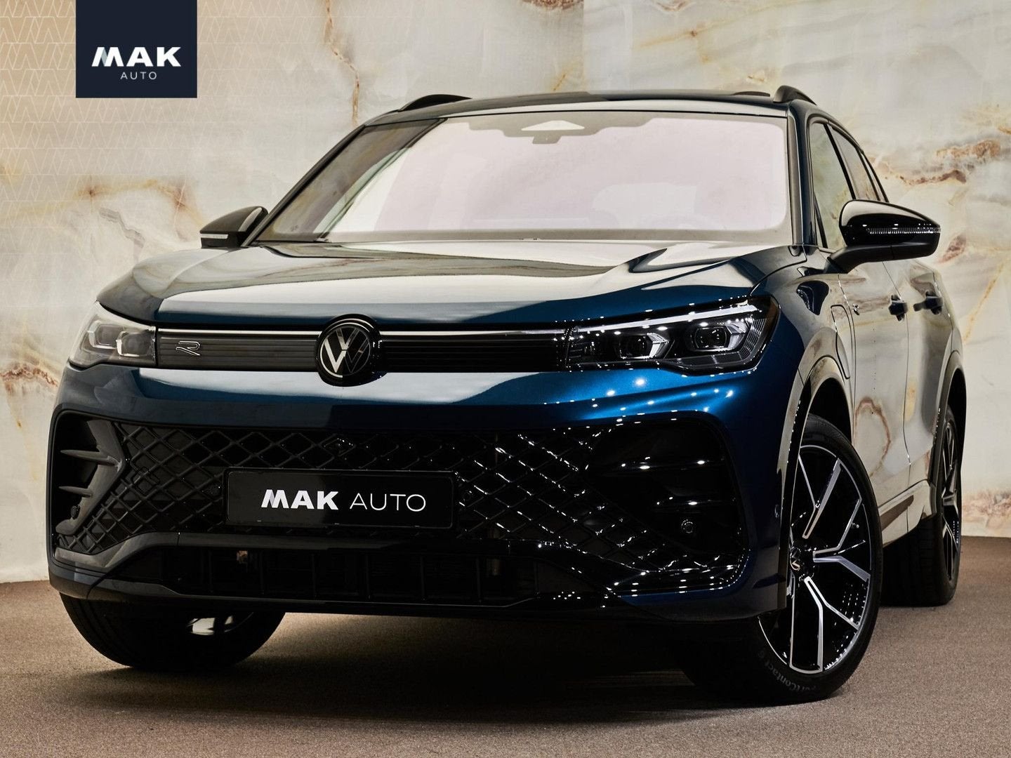 Volkswagen Tiguan 1.5 eHybrid R-Line , 20", pano, tr.haak, H, Achat, Entreprise, Electronic Stability Program (ESP), Noir