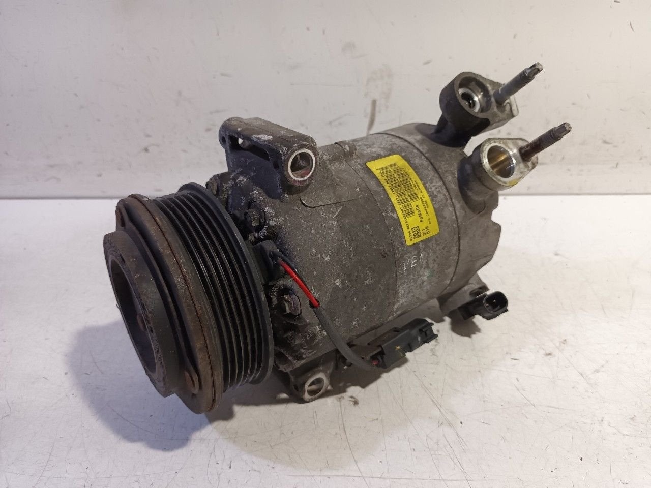 Airco pomp Ford Focus, Onderdelen@venauto.nl, Van der Ven Autorecycling B.V., Gebruikt, Ettenseweg 76, 4706 PB Roosendaal, The Netherlands
