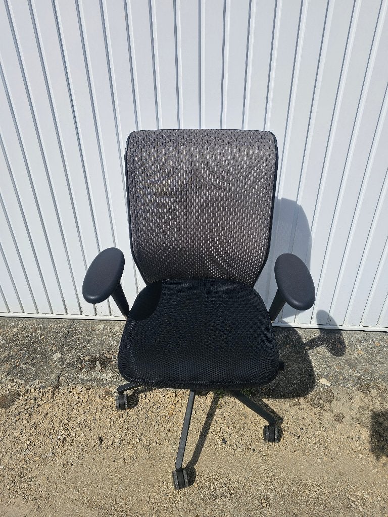 Ergonomische bureaustoel Vitra ID Mesh, Huis en Inrichting, Bureaustoelen, Ophalen, Gaming bureaustoel, Zwart, Zo goed als nieuw