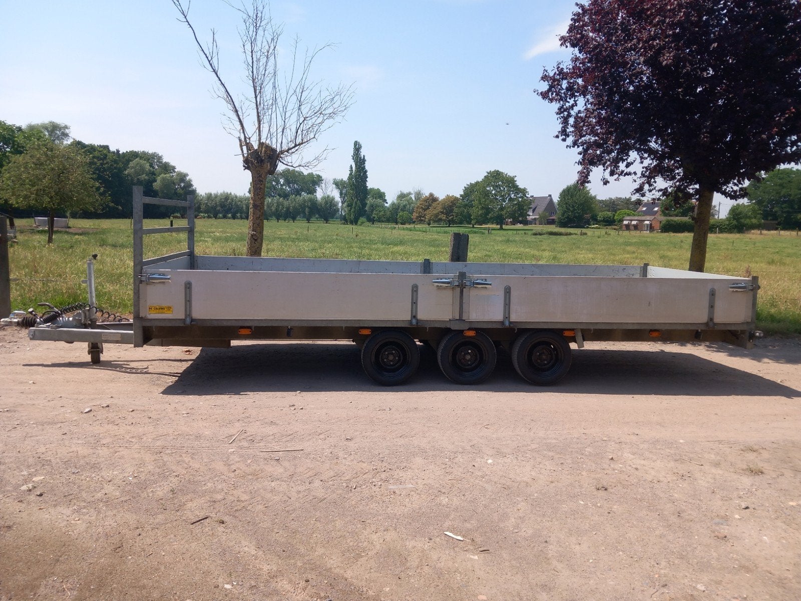 Plateau aanhangwagen, Ophalen, Zo goed als nieuw