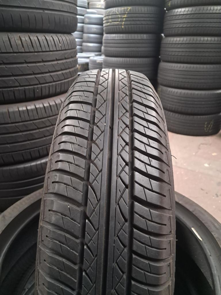 15580r13 155 80 r13 155/80/r13 BARUM avec montage et equilib, Enlèvement ou Envoi