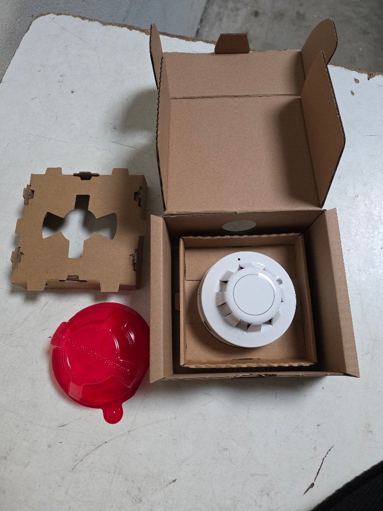 Velux Optische Rookmelder Kfa 100 Ww (Nieuw), Doe-het-zelf en Bouw, Ophalen of Verzenden, Nieuw, Dakraam