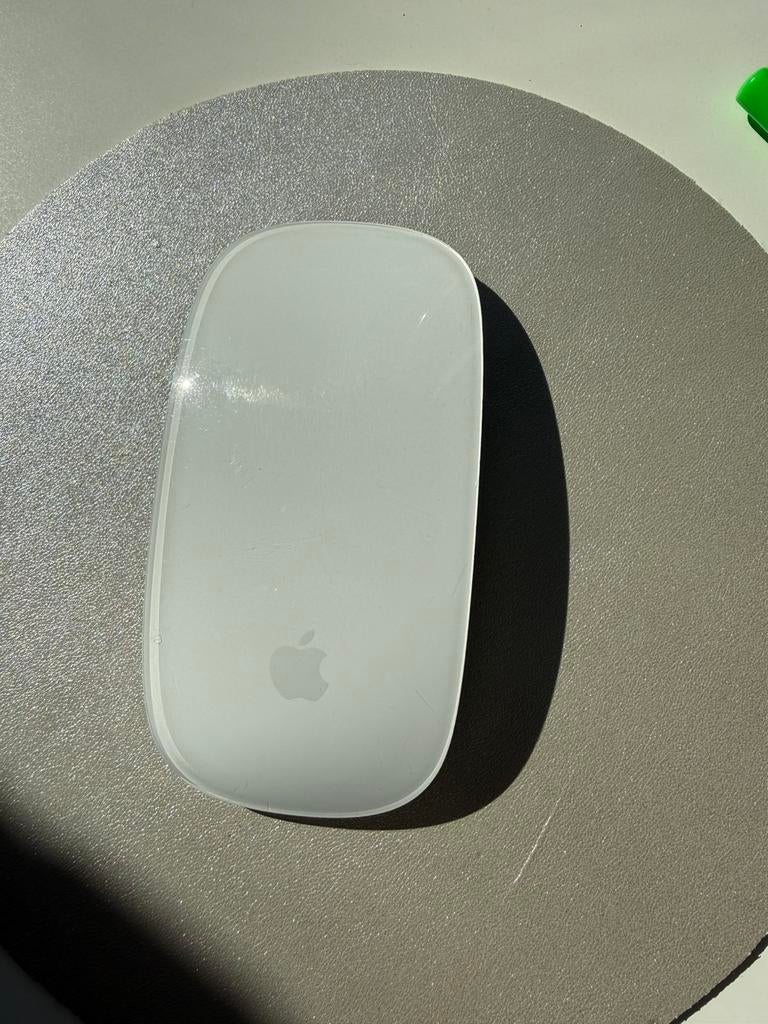 Apple Magic Mouse – Zo goed als nieuw – Origineel, Informatique & Logiciels, Souris, Enlèvement, Sans fil