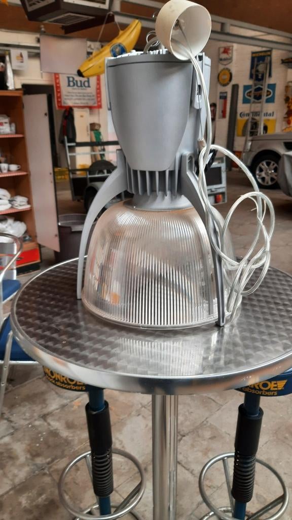 Lampes suspendues, loft, garage, mancave..., Enlèvement