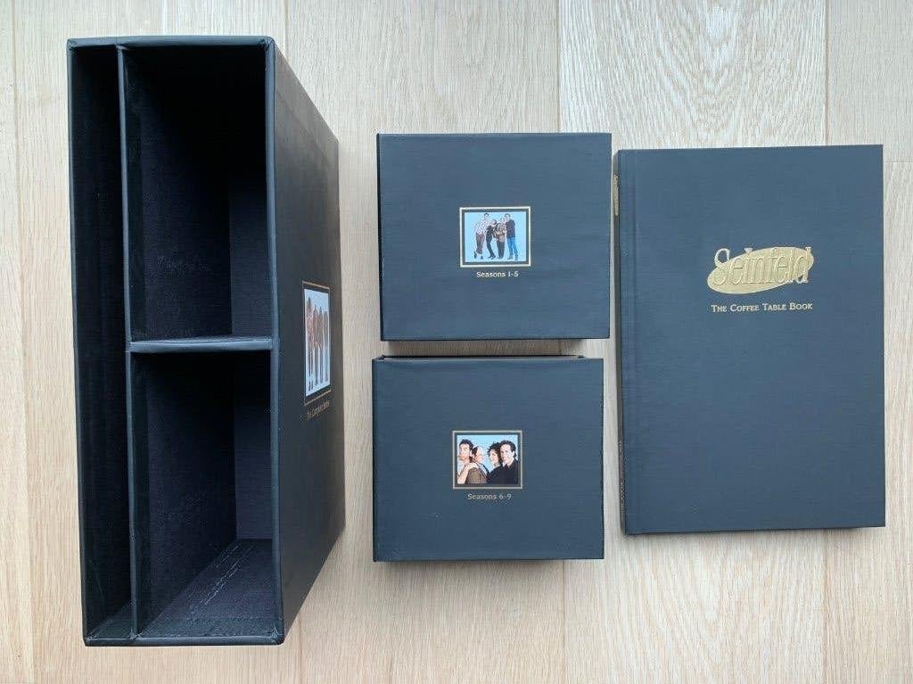 Seinfeld Complete Series 1-9 + coffee table book (collector), Enlèvement ou Envoi, Utilisé, Comédie, Coffret