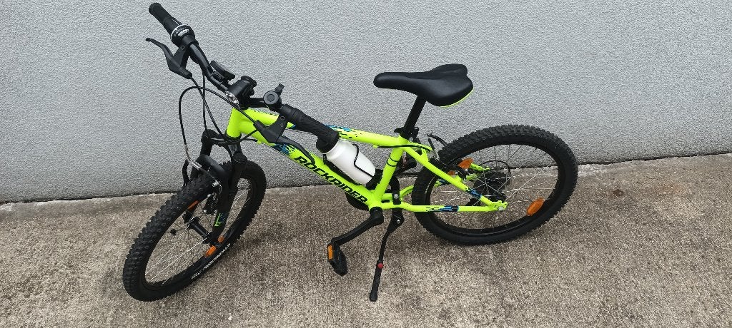 VTT ROCKRIDER 20&NBSP;POUCES 500 JAUNE FLUO, Vélos & Vélomoteurs, Enlèvement, Comme neuf, Autres marques