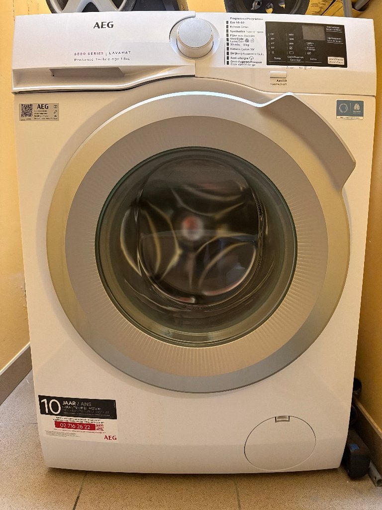 Wasmachine AEG Lavamat 6000 series, Elektronische apparatuur, 1200 tot 1600 toeren, 8 tot 10 kg, Energieklasse A of zuiniger, Ophalen of Verzenden