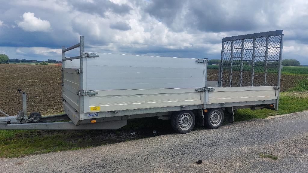 Remorque Saris + rampe sur vérin gaz, Enlèvement, Utilisé