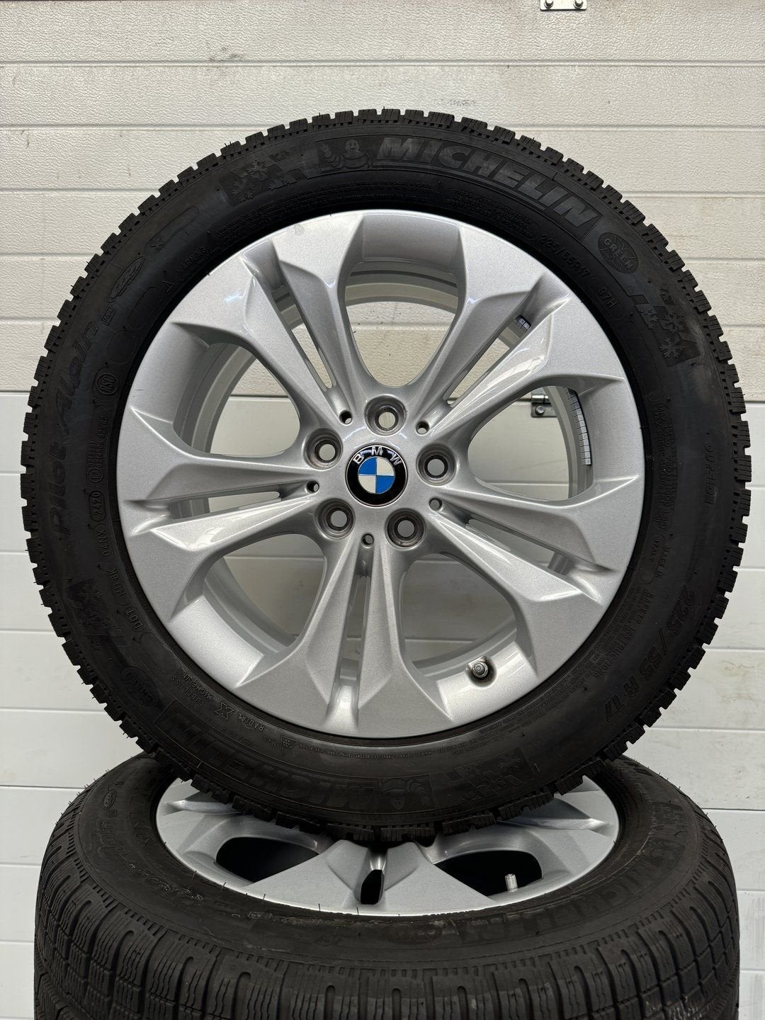 17’’ BMW X1 F48 X2 F39 VELGEN WINTERBANDEN ORIG RFT ST 564, Autos : Pièces & Accessoires, Pneus & Jantes, Pneus et Jantes, Pneus hiver