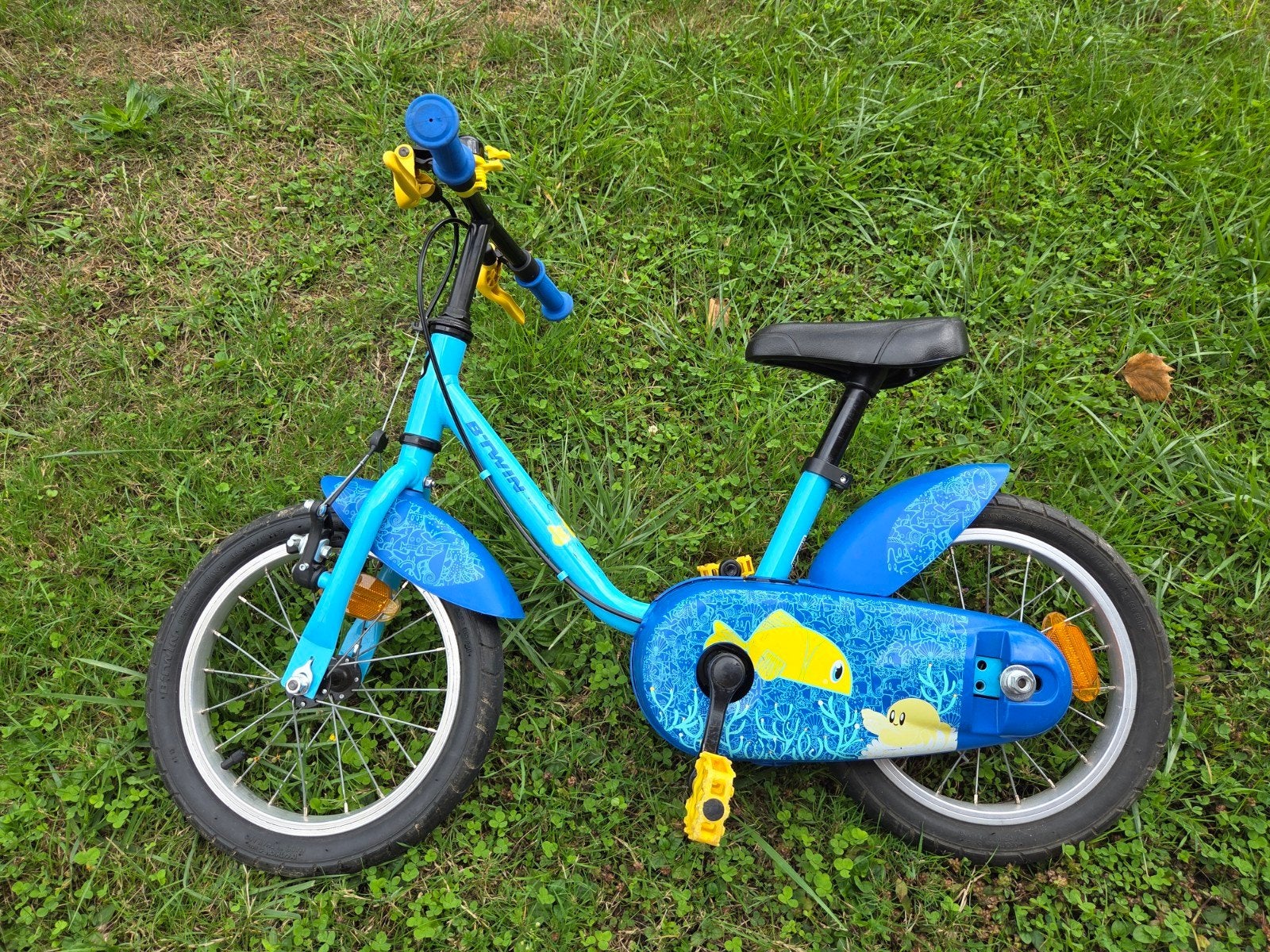 B´TWIN 500 Ocean kinderfiets 14 inch, Fietsen en Brommers, Ophalen, Zijwieltjes, Velgrem, Minder dan 16 inch