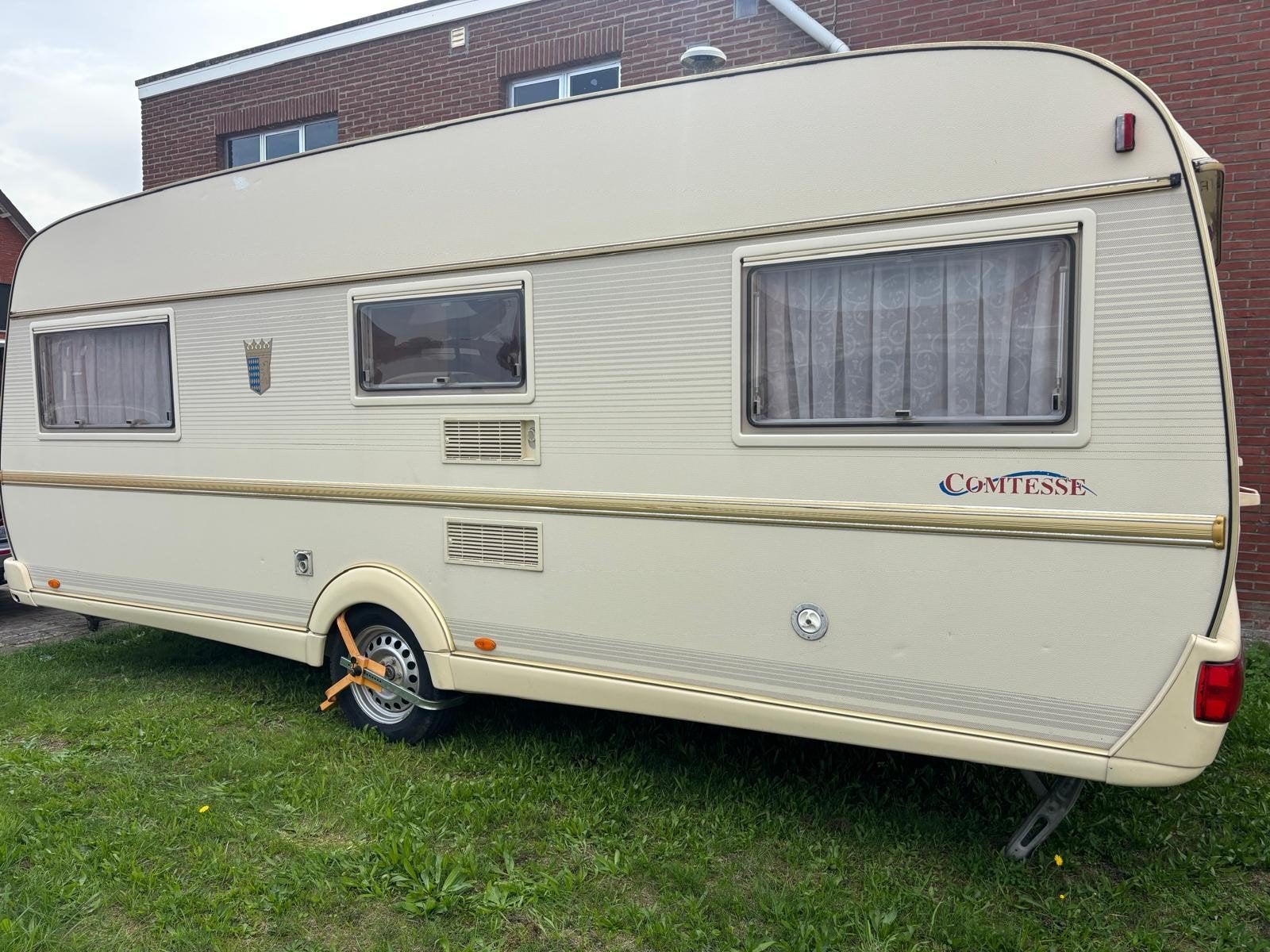 caravan Tabbert, Caravanes & Camping, Grand lit, Jusqu'à 4, Tabbert, 5 à 6 mètres