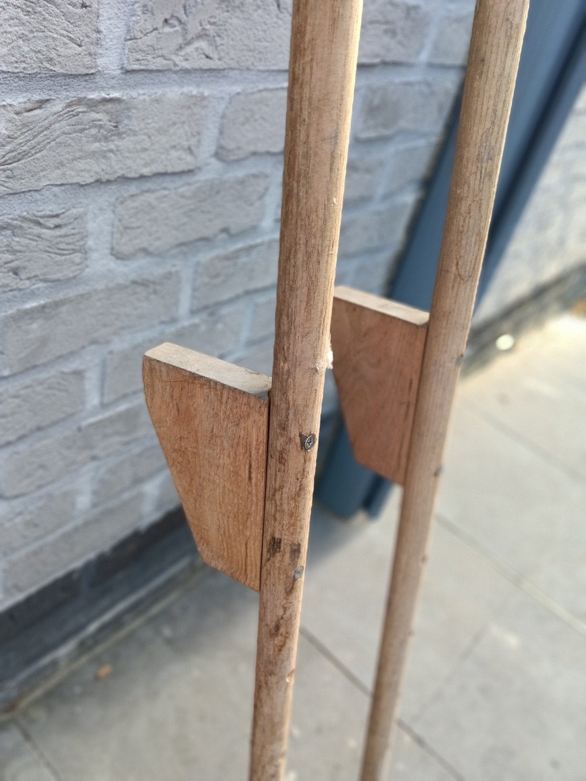 Houten stelten in hoogte verstelbaar met vijzen. 6 standen., Ophalen