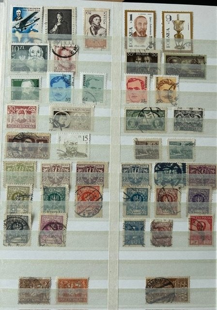 32 pages de timbres timbrés de POLOGNE, dans un nouvel album, Envoi