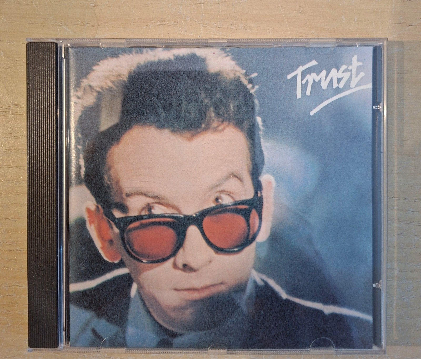 Cd. Elvis Costello.  Trust., Cd's en Dvd's, Cd's | Pop, Gebruikt, Ophalen of Verzenden
