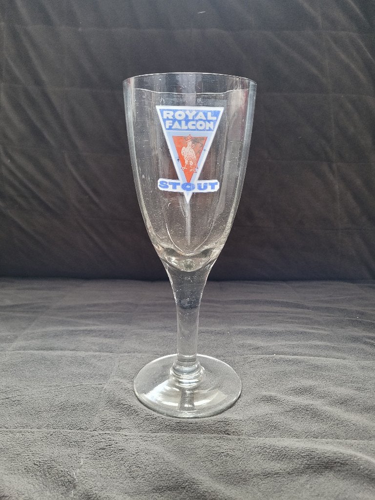 Gefacetteerd Royal Falcon Stout bierglas, Ophalen of Verzenden, Gebruikt, Glas of Glazen, Overige merken