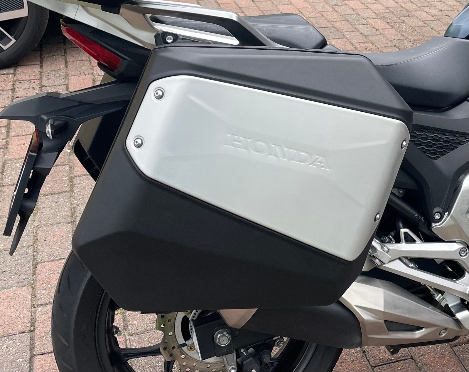 Honda Travel Pack / zijkoffers NC750 + mounting kit, Motoren, Accessoires | Koffers en Tassen, Ophalen, Zo goed als nieuw